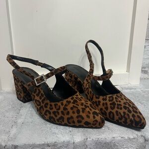Streetwear society leopard block heel rhinestone buckle pointed toe shoe size 8